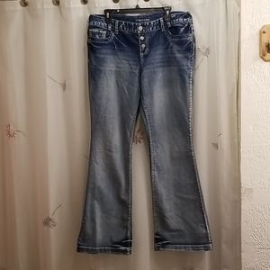Maurice's jeans